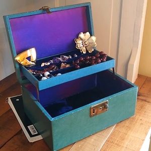 Vintage jewelry box with jewelry